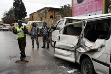 فان مدرسي تعرض لحادث سير مع اليونيفيل - أرشيف