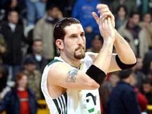 يا فادي ما يهزّك ريح