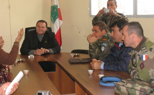 إجتماع مع بلدية الخيام من أجل تنفيذ مشاريع فيها  Meeting for activities in khiyam