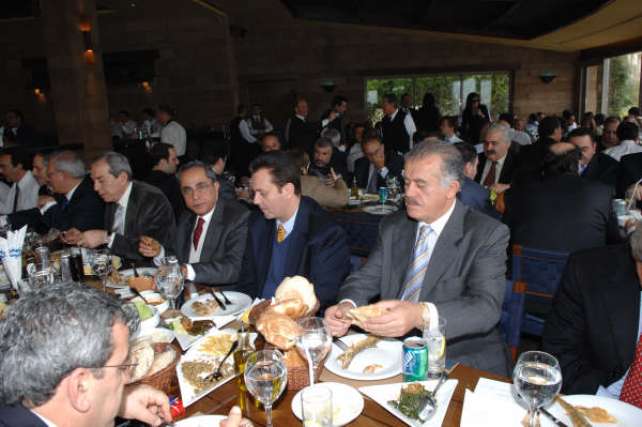 السيد طلال الضاوي وجانب من حفل تكريم الوفد البرازيلي في البيال