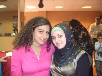 الصبايا زينّ اللقاء بحضورهن