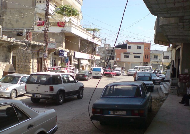 ساحة البلدة فور مغادرة القوة الأمنية