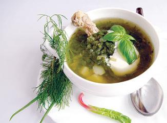 شوربة الدجاج.. تخفض الرغبة في الأكل وكمية السعرات الحرارية.