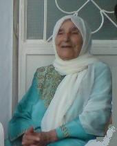 إبتسامة أم صلاح مُزجت بالكفاح والطهارة