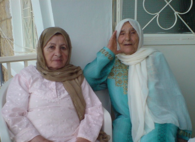 المرحومة الحاجة أم صلاح عبدالله في \