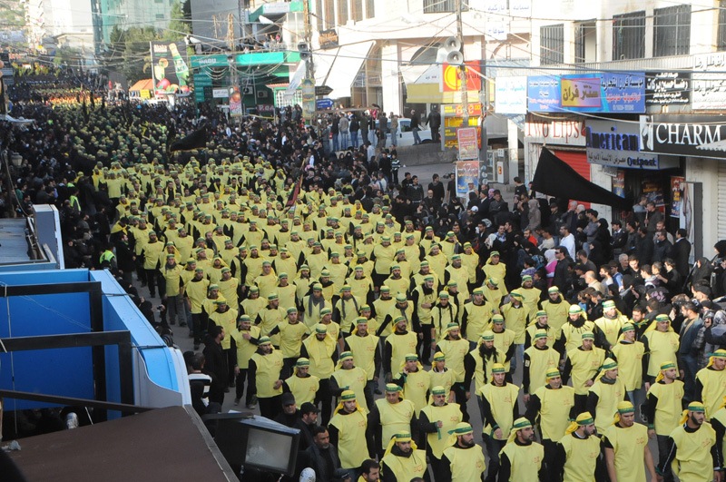 مشاركون في المسيرة