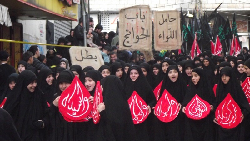 مشاركون في المسيرة