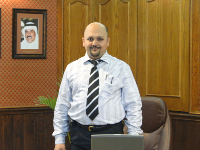 الدكتور هشام ديب