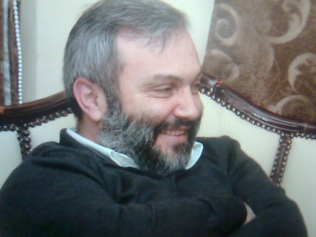 حاج رضوان، قليلون يعرفون أنك كنت كثير التردد على الخيام