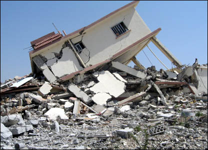 بيت تهدّم في بنت جبيل بفعل عدوان تموز