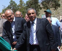 النائبان علي حسن خليل وقاسم هاشم في إحدى المناسبات