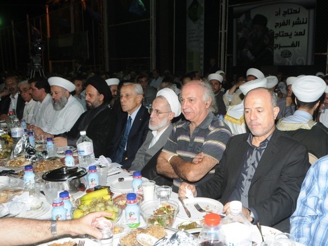 النائب عبداللطيف الزين -, امام مدينة النبطية الشيخ عبد الحسين صادق  امام مسجد القدس الشيح ماهر حمود