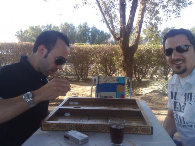 المرحوم باسل حسّان وصديقه علي قشمر