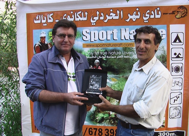 محافظ النبطية محمود المولى كان من أشد المستنكرين الإعتداء على رئيس النادي علي عواضة – أرشيف ادوار العشي مرجعيون