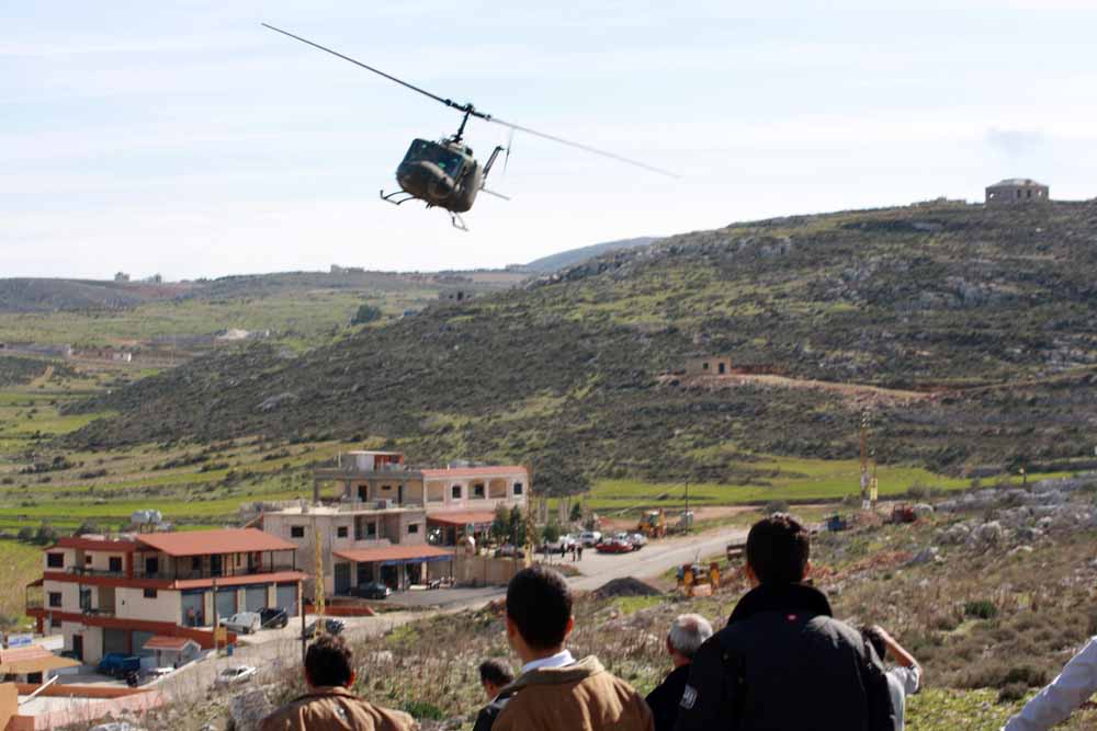طوافة تنثر بذور في حبوش