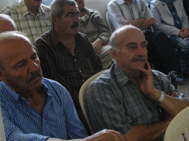 المربي الفاضل محمد ابراهيم حجازي في إحد الأنشطة الثقافية في الخيام