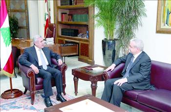  لقاء بين سليمان والمر.. قبل الحقيقة ليكس