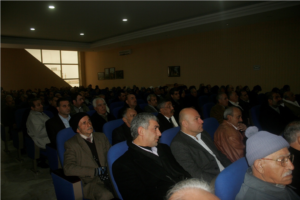 جانب من الحفل التأبيني للدكتور حليم القسيس في مركز الطويل