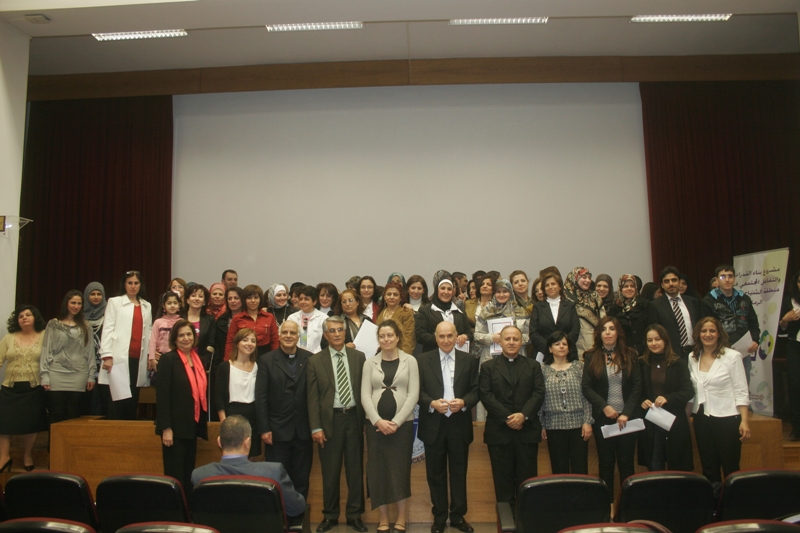 مؤسسة عامل اختتمت مشروع ما منختلف بتخربج 100 شاب وشابة