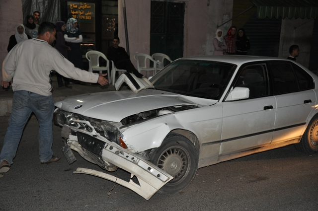 سيارة المازدا ويقودها الشاب قاسم محمود حسين (20عاما) من الدوير