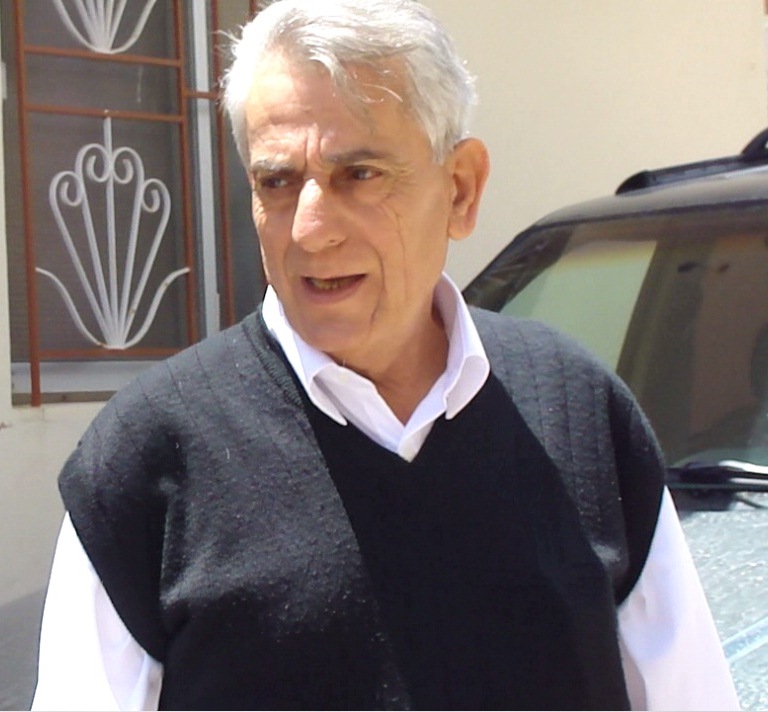 أبو حسن  أسعد عيسى في آخر صورة لحظة اللقاء به الأسبوع المنصرم