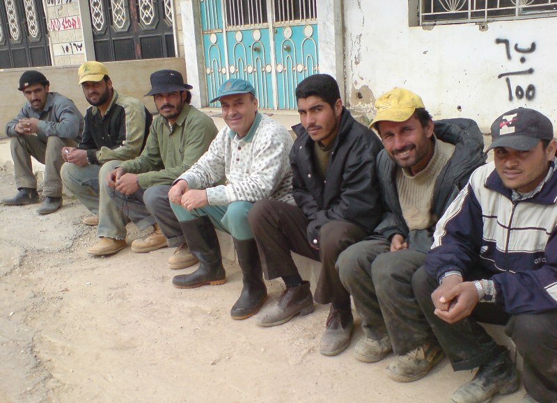 من المعيب نسيان فضل  أصحاب الزنود السمر الذين أعادوا بناء الخيام  بعد عدوان تموز..