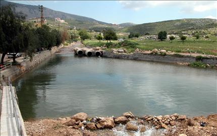 مياه نبع الطاسة لا تصل إلى القرى البعيدة