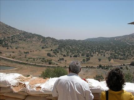  يطلان على مزارع محتلة منذ 44 عاما