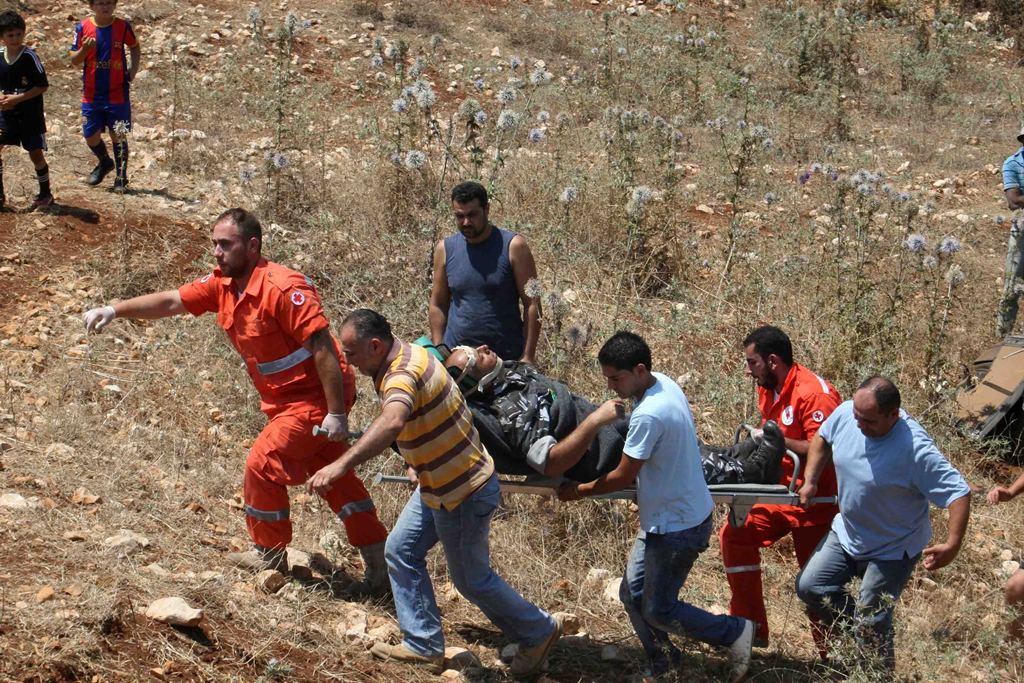 سيّارة المفتي تتعرّض لحادث أليم قرب نبع الحمام - تصوير علي ضيا