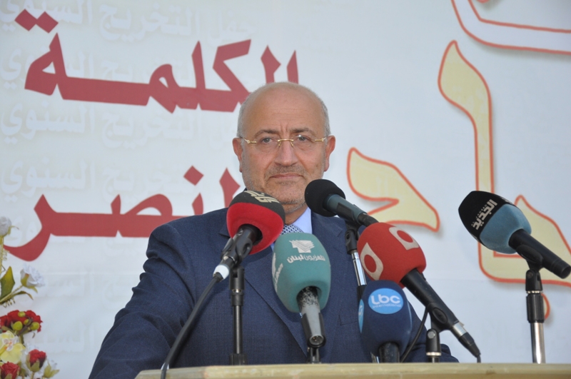 العريضي متحدثا