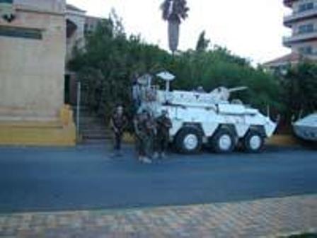 دورية للقوات الأسبانية عند الحدود