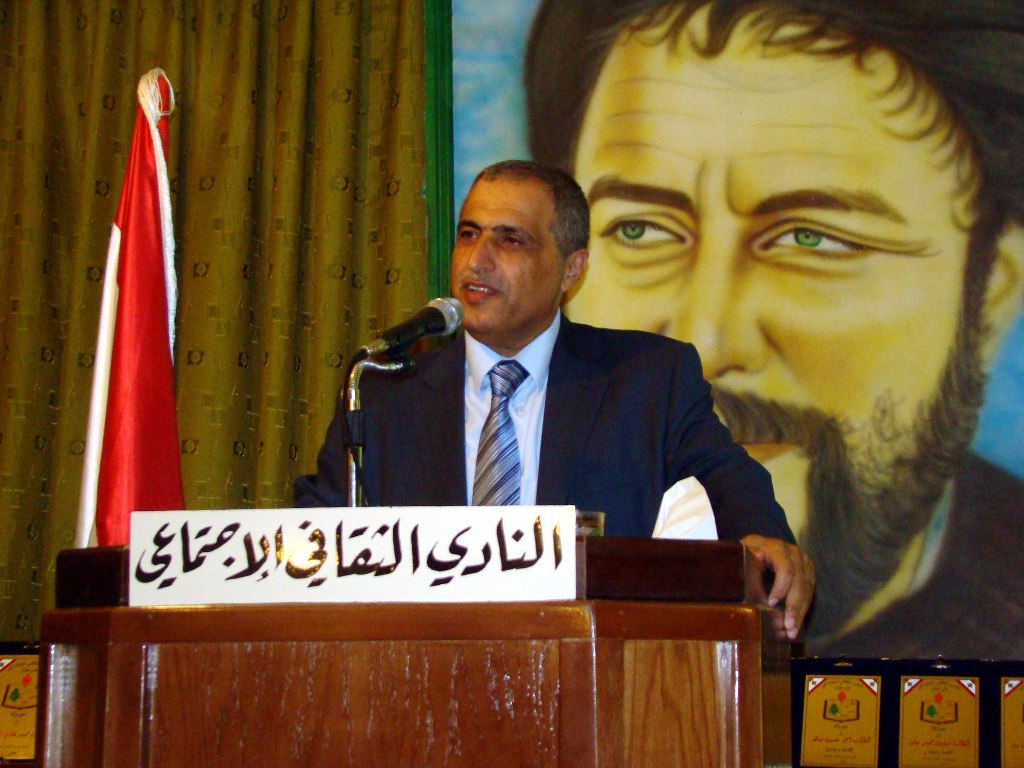 النائب قاسم هاشم يلقي كلمة الرعاية في بني حيان