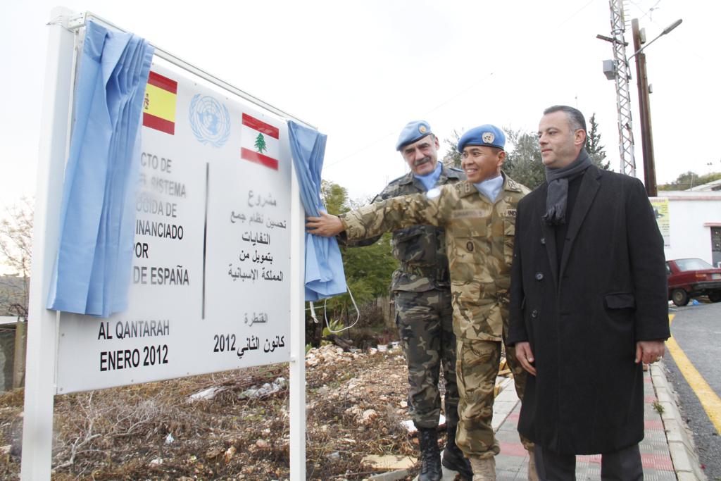 لبلدة أنظف، قدّمت الكتيبة الاسبانية العاملة في لبنان 150 مستوعبا للنفايات لبلدة القنطرة.