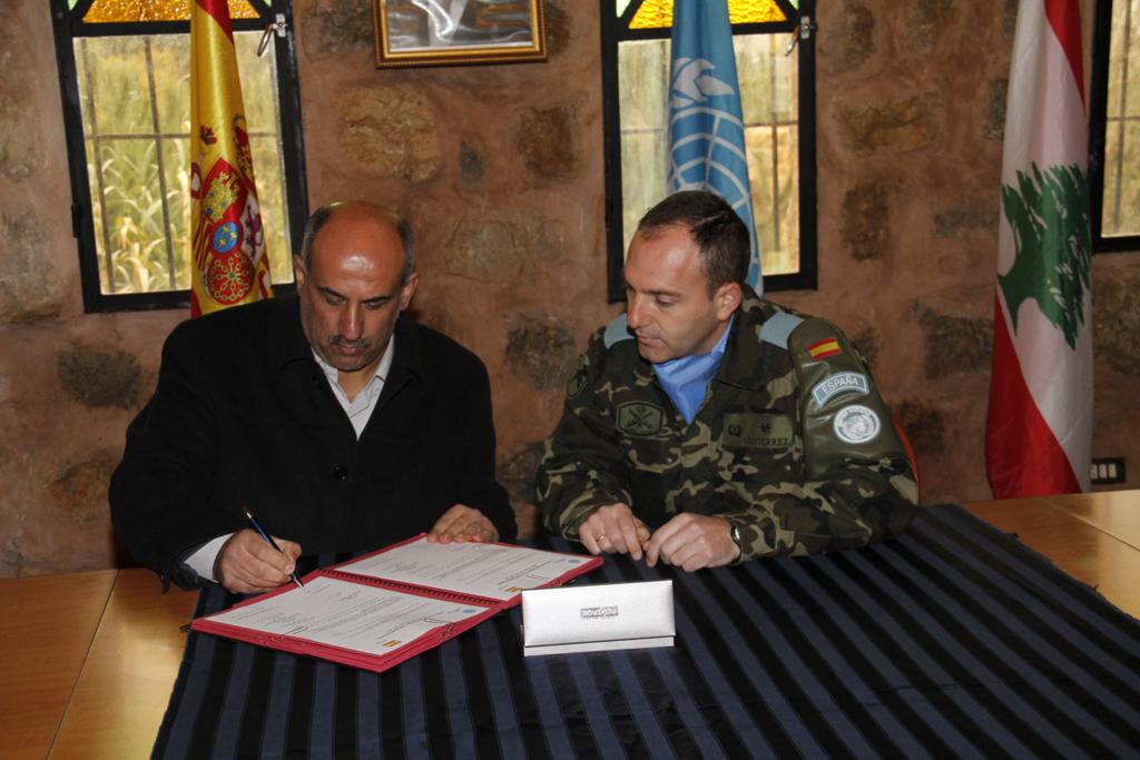 معدات طبيِّة لمستوصف بلدة دبين مقدّمة من الكتيبة الاسبانية