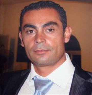 هشام حلال.. حرمتـه النيـران مـن حلـم الـزواج