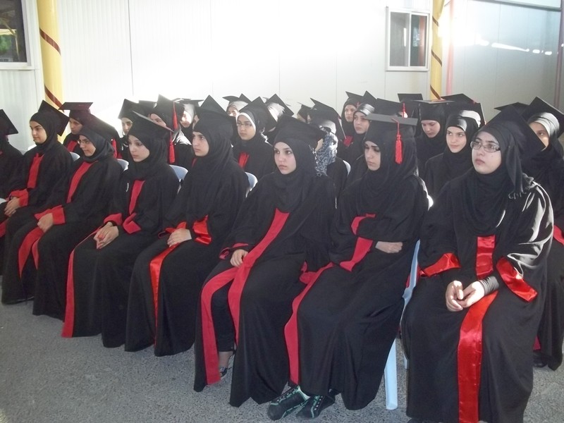 تخريج طلاب التاسع في مدرسة عيسى بن مريم (10