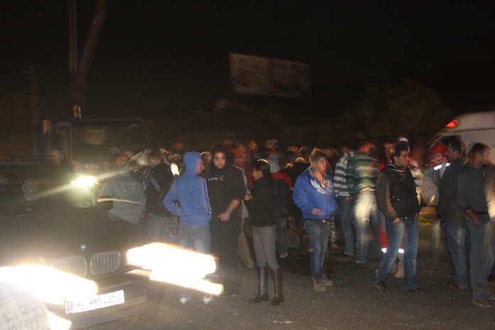 أربعة  جرحى بانشطار سيارة على أوتستراد دير الزهراني حبوش