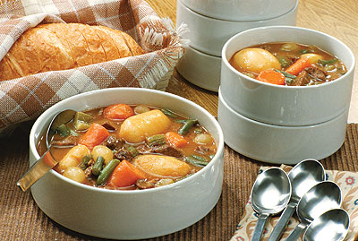 الشوربة من أهم الأطباق في فصل الشتاء لأنها تمنح الدفء والمذاق الجيد