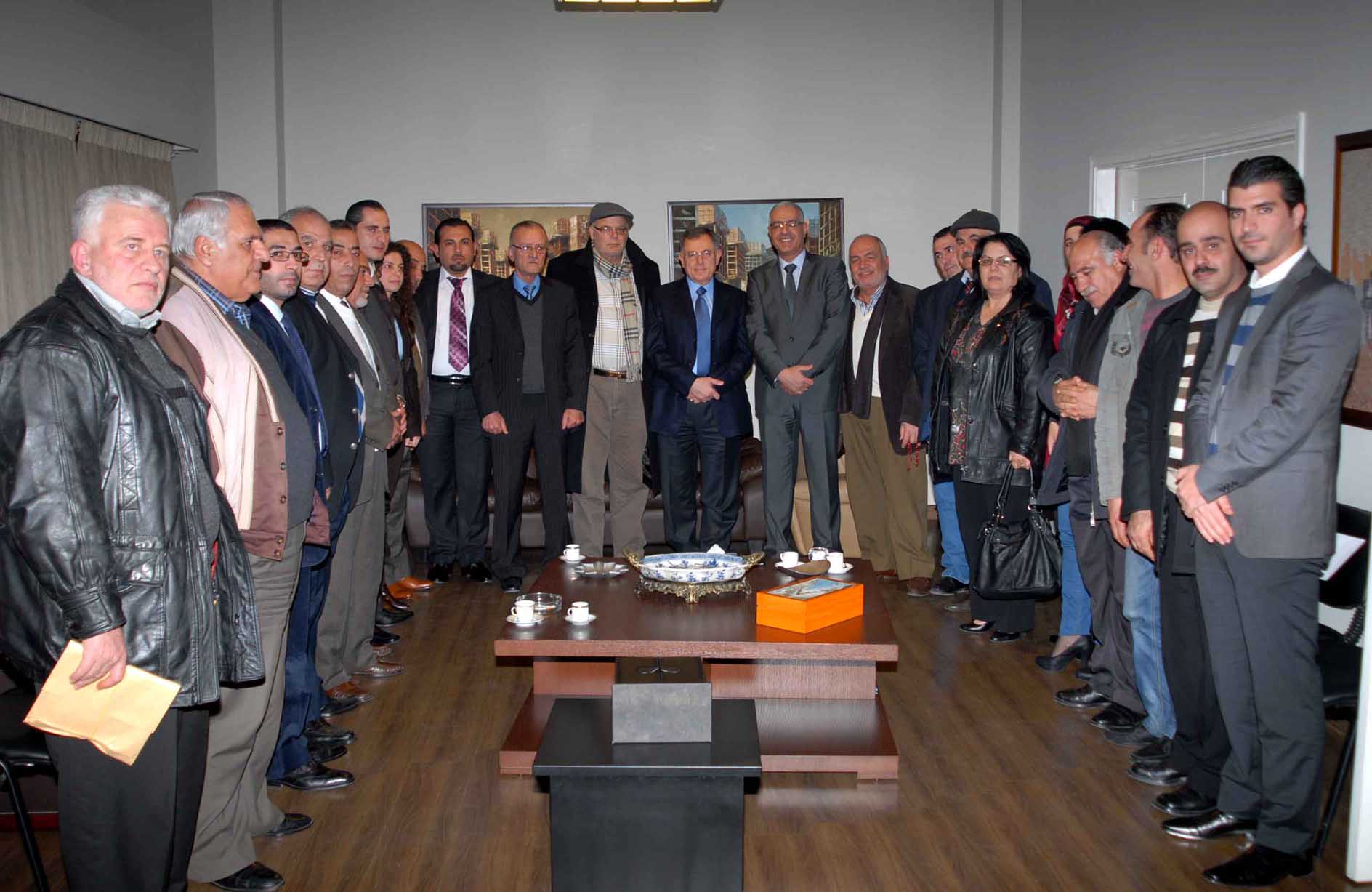 الرئيس فؤاد السنيورة خلال لقاءه وفداً من \