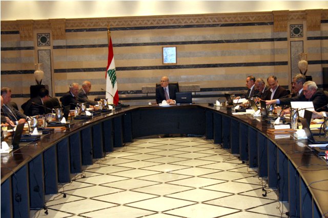 الرئيس نجيب ميقاتي يترأس جلسة عادية لمجلس الوزراء - أرشيف