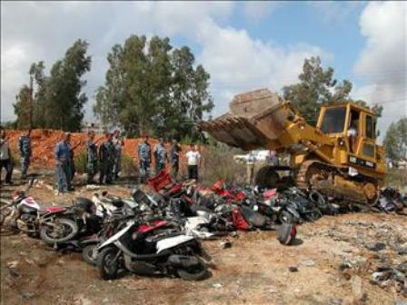 تلف دراجات نارية - أرشيف