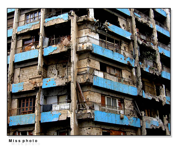 احدى مخلفات اثار الحرب الاهلية في لبنان