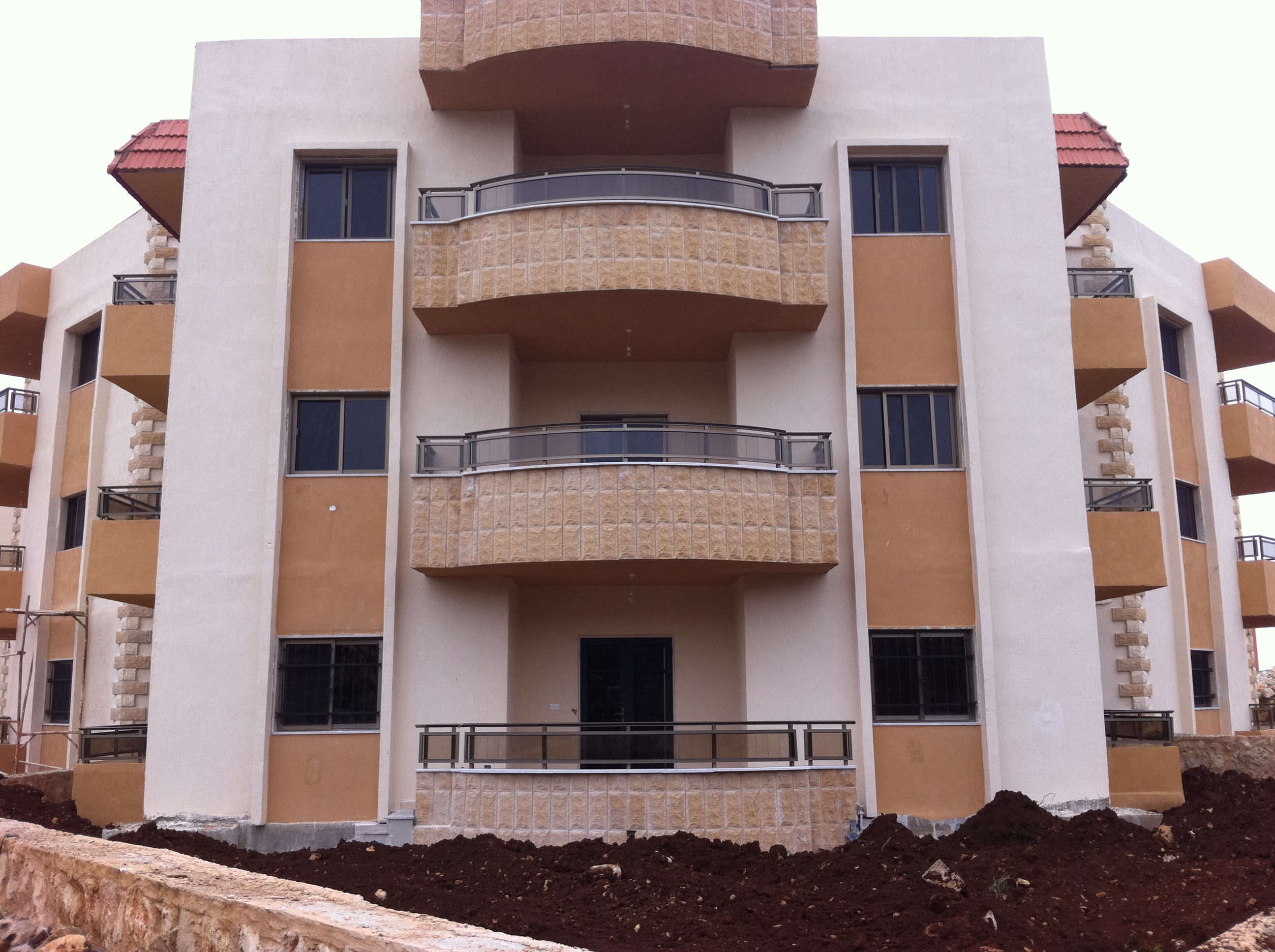 مشروع السيّد علي السكني في الخيام بعد إتمام عملية البناء