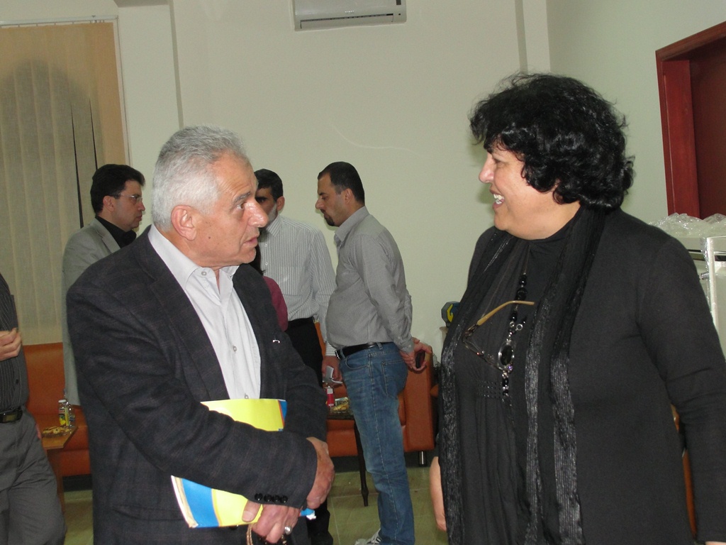 دردشة بين المربية سلمى عبدالله والأستاذ حسين خريس