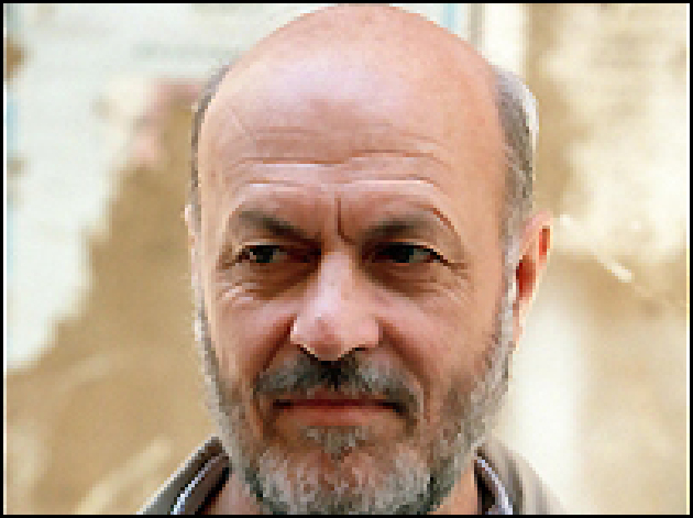 المخرج والممثِّل المسرحي روجيه عساف