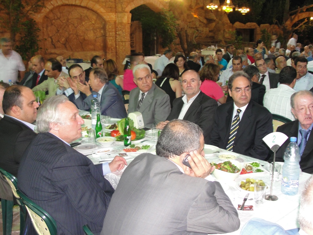 محافظ النبطية في حفل دعم صندوق المريض في البحصاصة