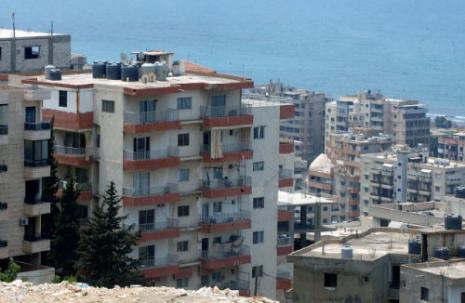 بعض الطرقات لا تزال من دون تزفيت منذ ما يقارب 17 سنة (هيثم الموسوي)