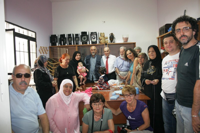 زيارة وفد إيطالي لمراكز عامل