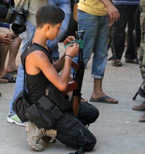 من مشاهد الاشتباكات الأخيرة في باب التبانة (ارشيف ــ عادل كروم)