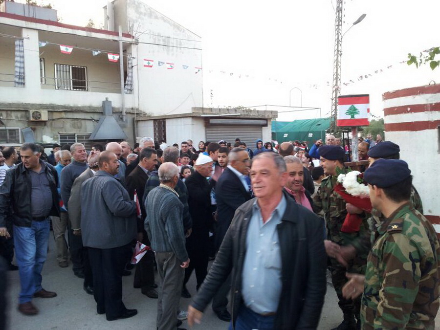 اهالي ابل السقي يقدمون التهاني الى الجيش اللبناني